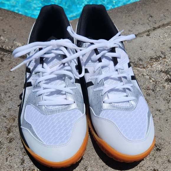 Like new GEL-ROCKET 9 indoor court shoe Volleyball sz 11.5 blk/wht - Picture 17 of 17